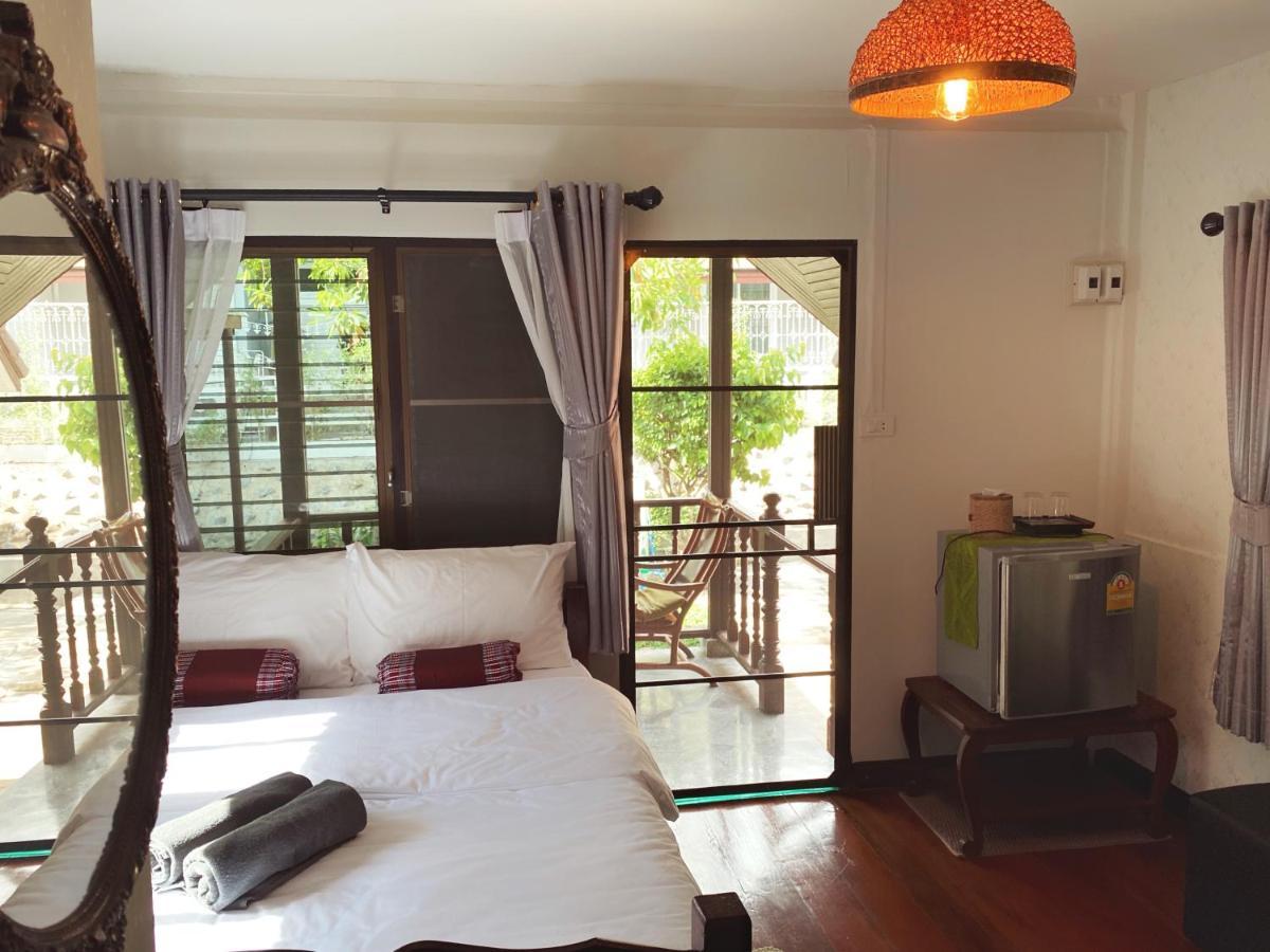 Chomklong Experience Bed & Breakfast Pakchong Bagian luar foto