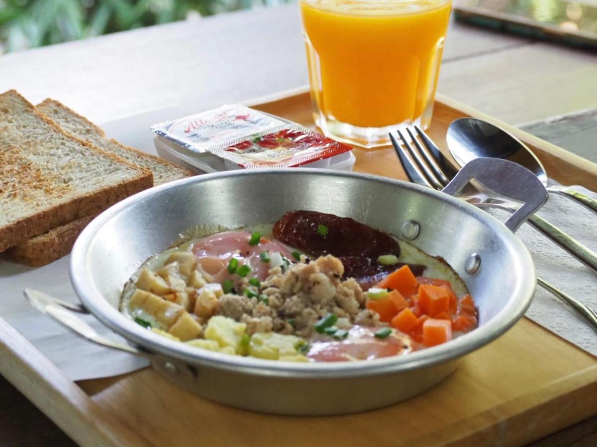 Chomklong Experience Bed & Breakfast Pakchong Bagian luar foto