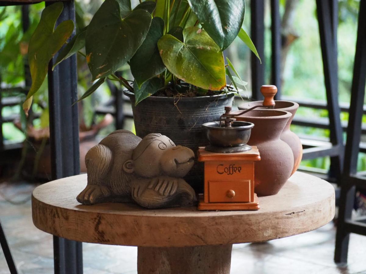 Chomklong Experience Bed & Breakfast Pakchong Bagian luar foto