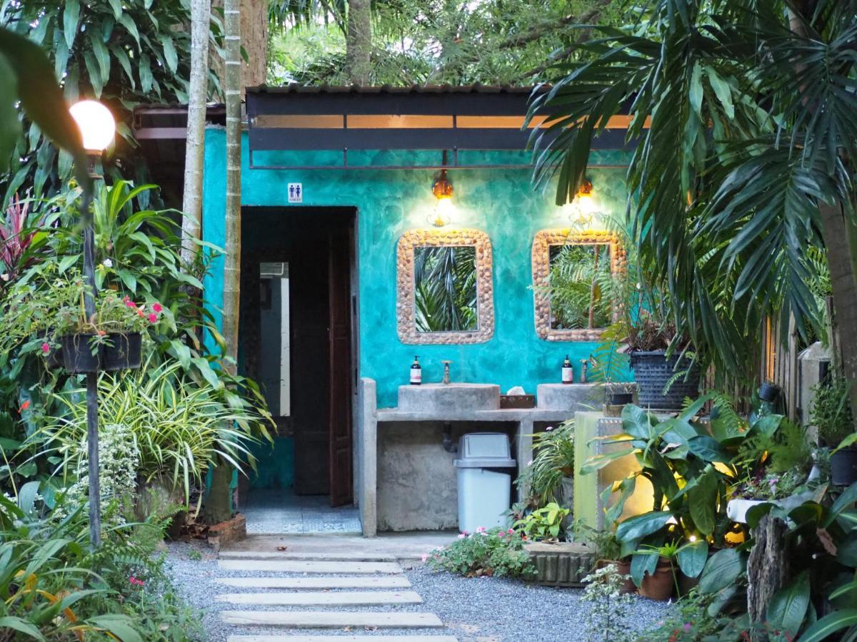 Chomklong Experience Bed & Breakfast Pakchong Bagian luar foto