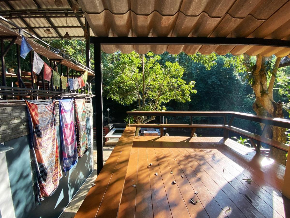 Chomklong Experience Bed & Breakfast Pakchong Bagian luar foto