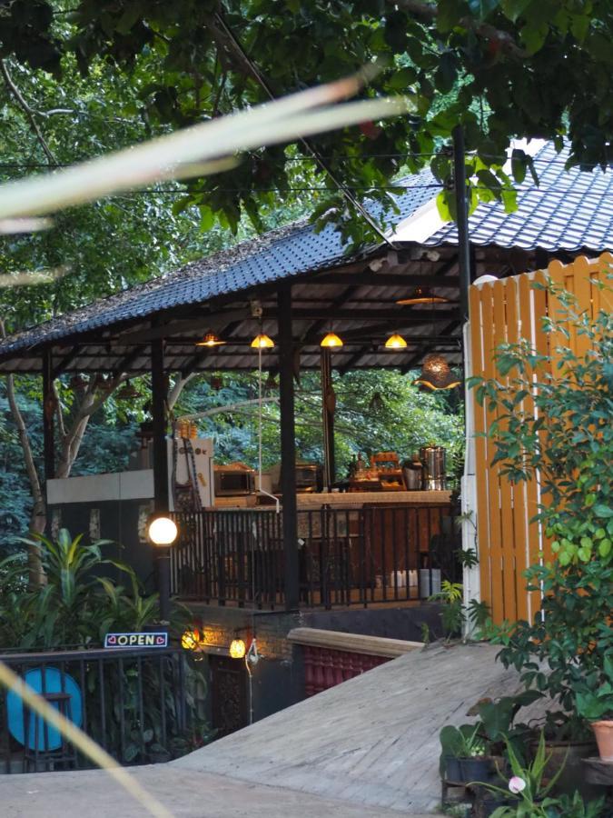 Chomklong Experience Bed & Breakfast Pakchong Bagian luar foto