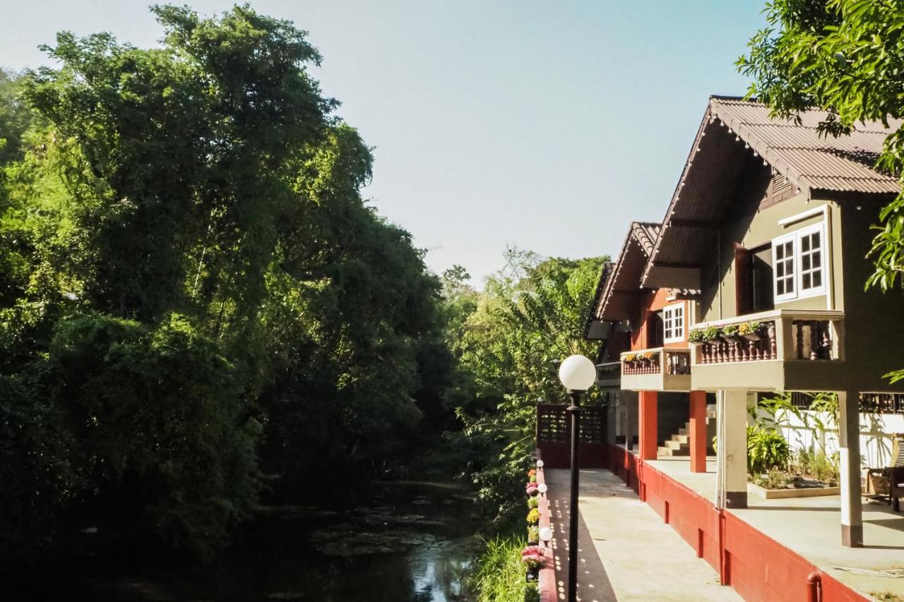 Chomklong Experience Bed & Breakfast Pakchong Bagian luar foto